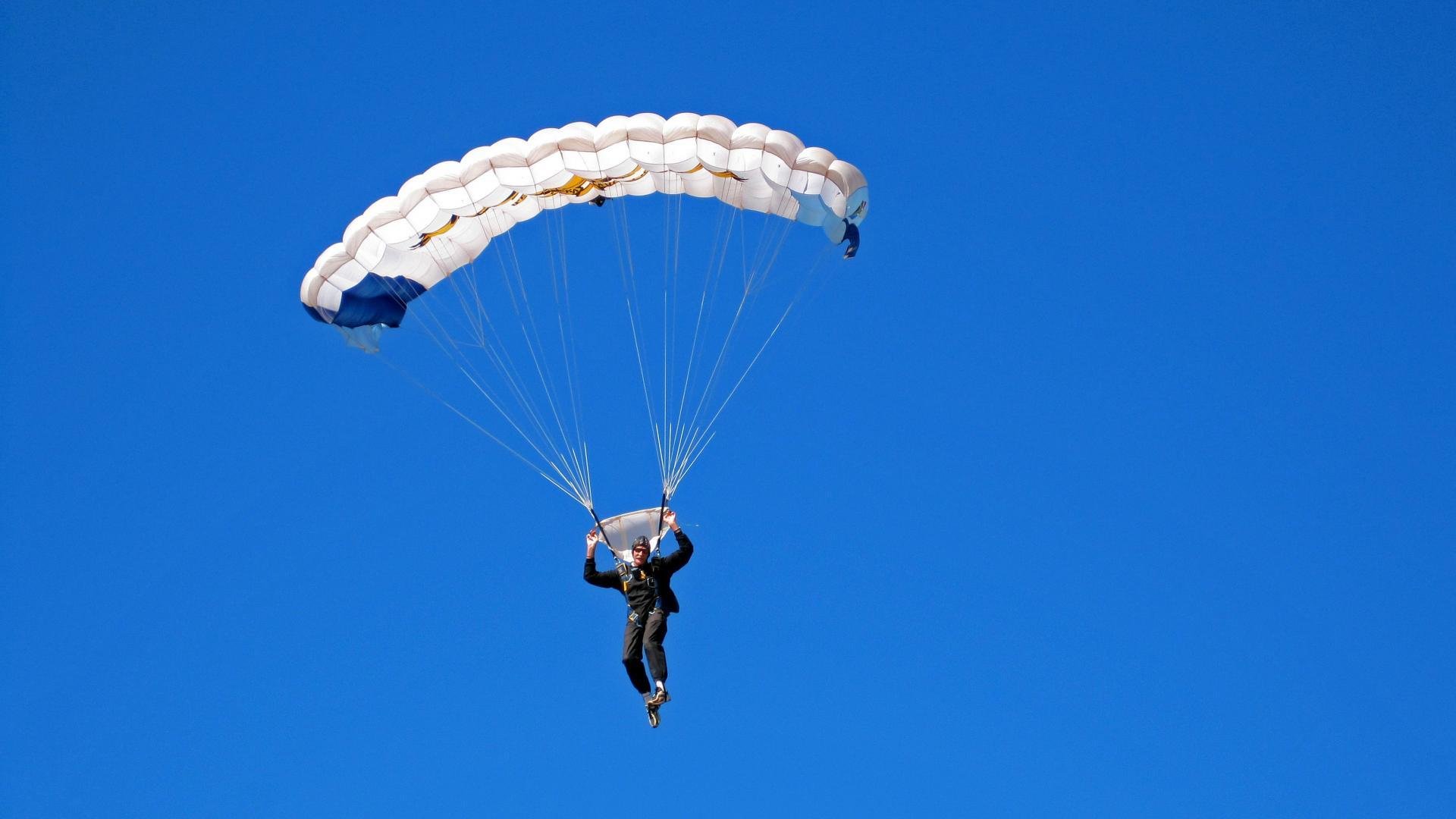 LPL裁判规则再次调整社区讨论热烈，lpl裁判组成员名单